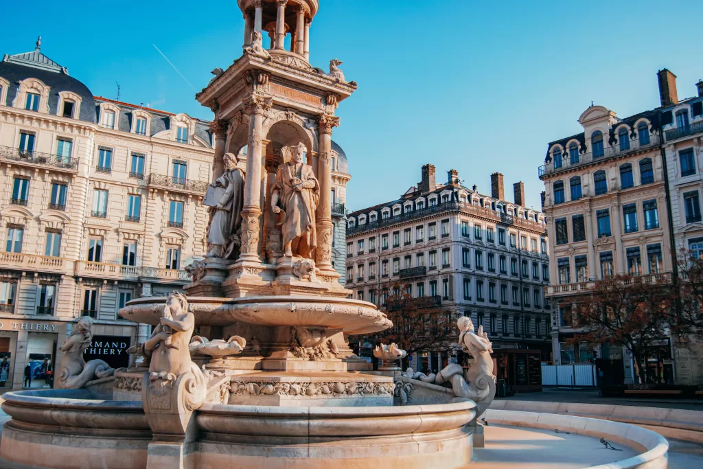 Visiting Lyon With Children: How To Plan A Kid-Friendly Holiday  | Travel Tips | Elle Blonde Luxury Lifestyle Destination Blog