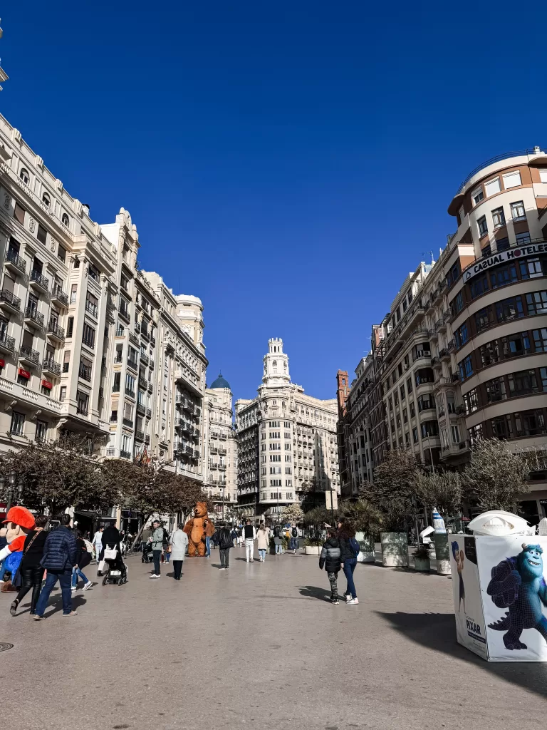 10 Amazing Things To Do In Valencia, Spain | Travel Tips | Elle Blonde Luxury Lifestyle Destination Blog