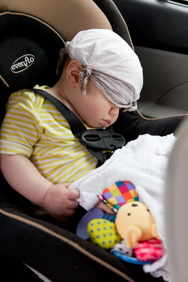 Read more about the article 5 Important Things To Know About Rear-Facing Vs Forward-Facing Car Seats