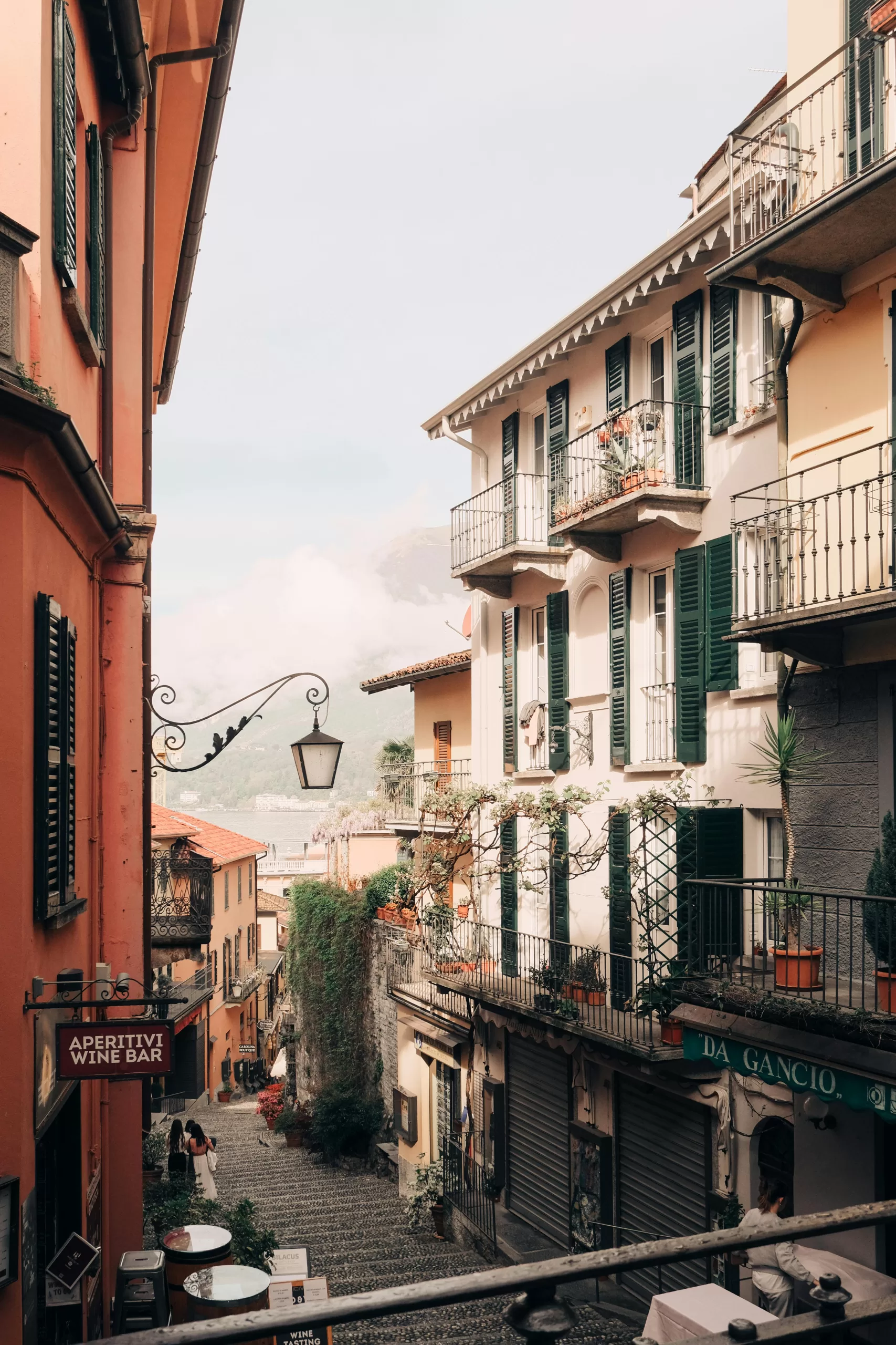The Ultimate Old Money Elegance Lake Como Travel Guide | Travel Tips | Elle Blonde Luxury Lifestyle Destination Blog