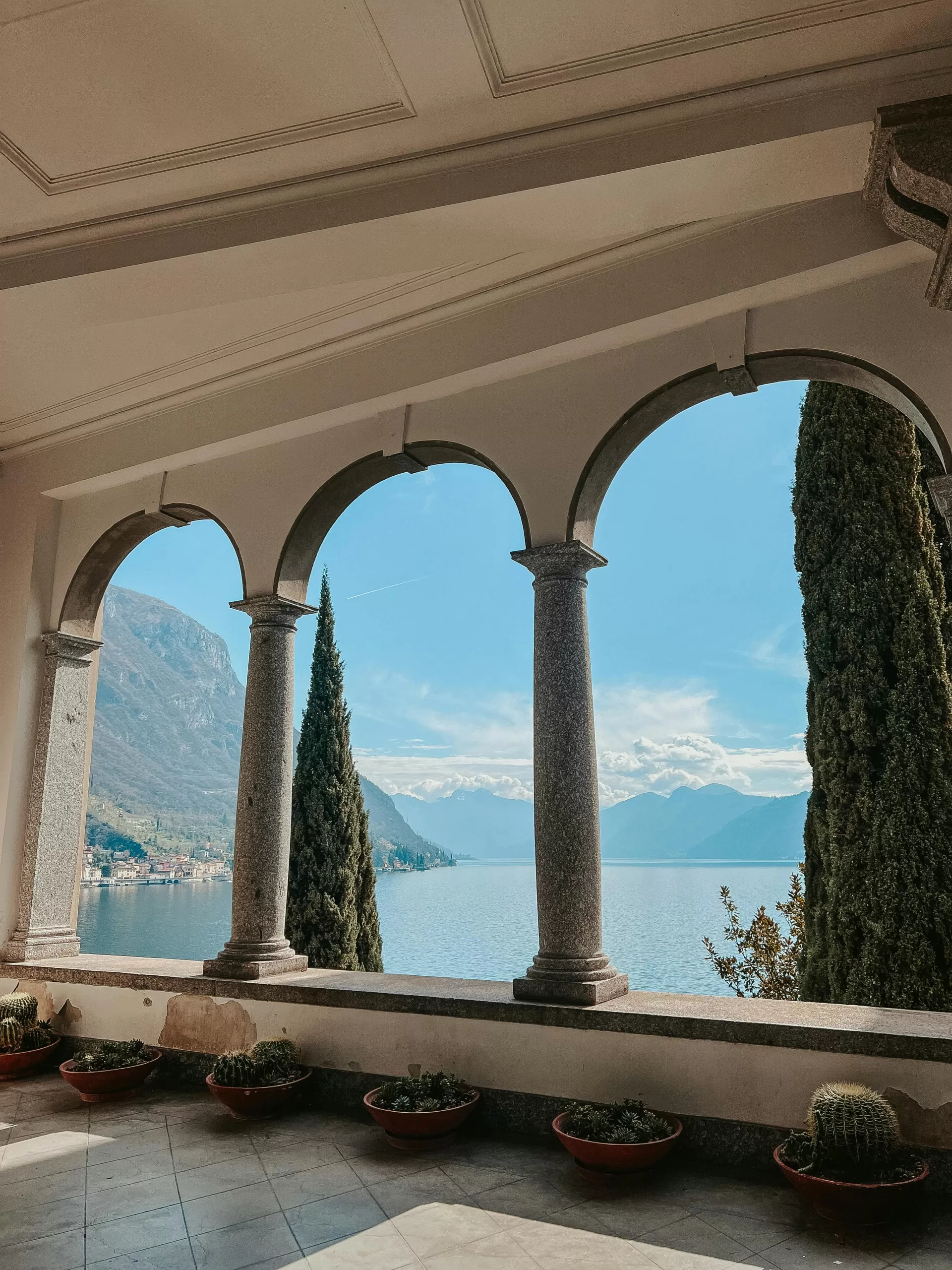The Ultimate Old Money Elegance Lake Como Travel Guide | Travel Tips | Elle Blonde Luxury Lifestyle Destination Blog | The Ultimate Old Money European Summer Itinerary