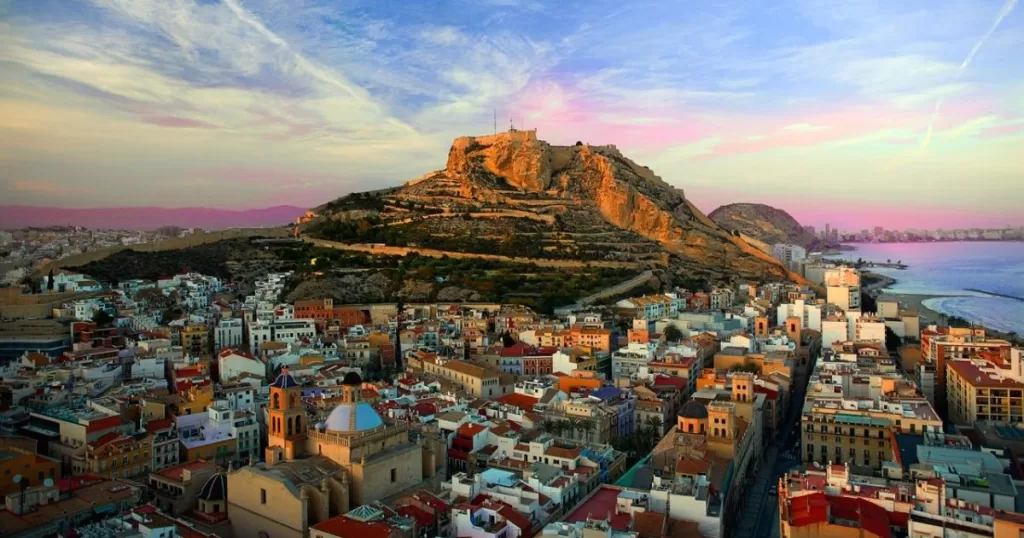 5 Amazing Places You Must Visit In Alicante, Spain 1