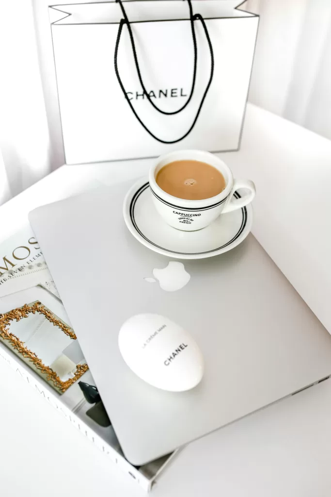 5 Incredible Tools Every Female Entrepreneur Needs to Elevate Her Online Presence 4 5 Incredible Tools Every Female Entrepreneur Needs to Elevate Her Online Presence